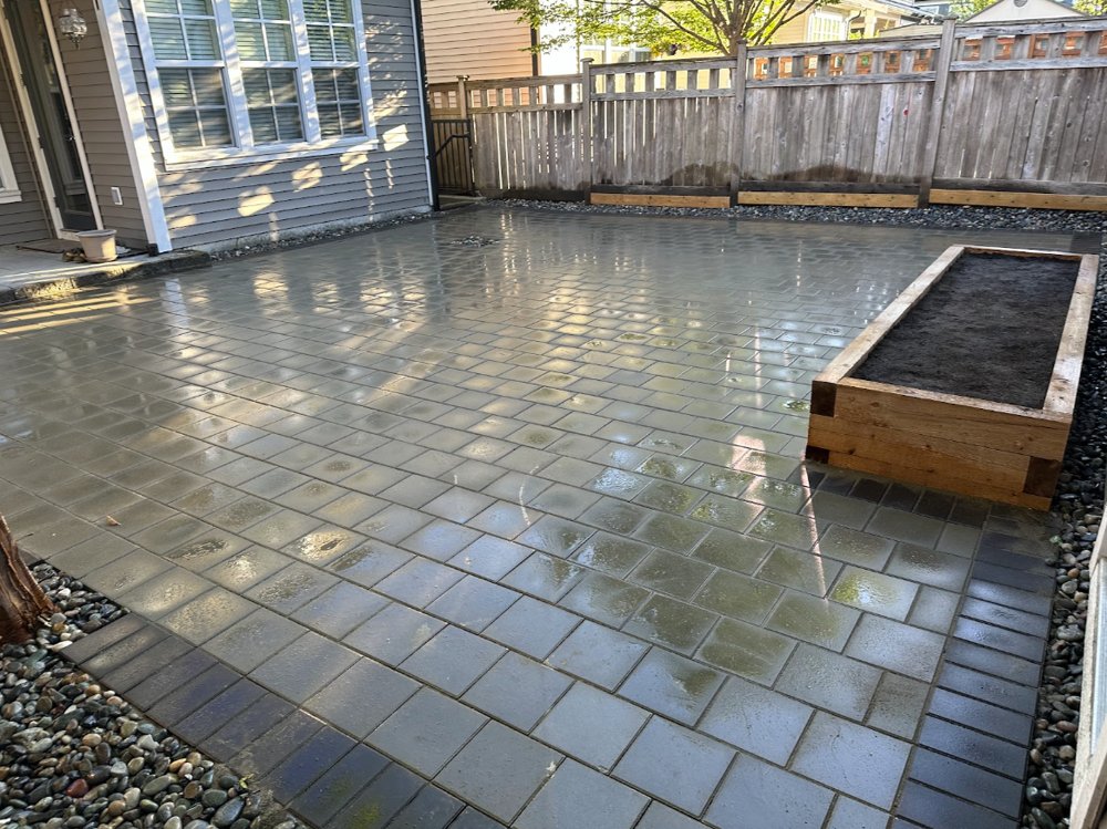 Paver patio and walkway project 5